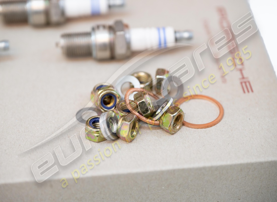 new porsche maintenance set - for 20,000 km intervals - comprising: - d - mj 1981>>. part number 91110095601 (4)