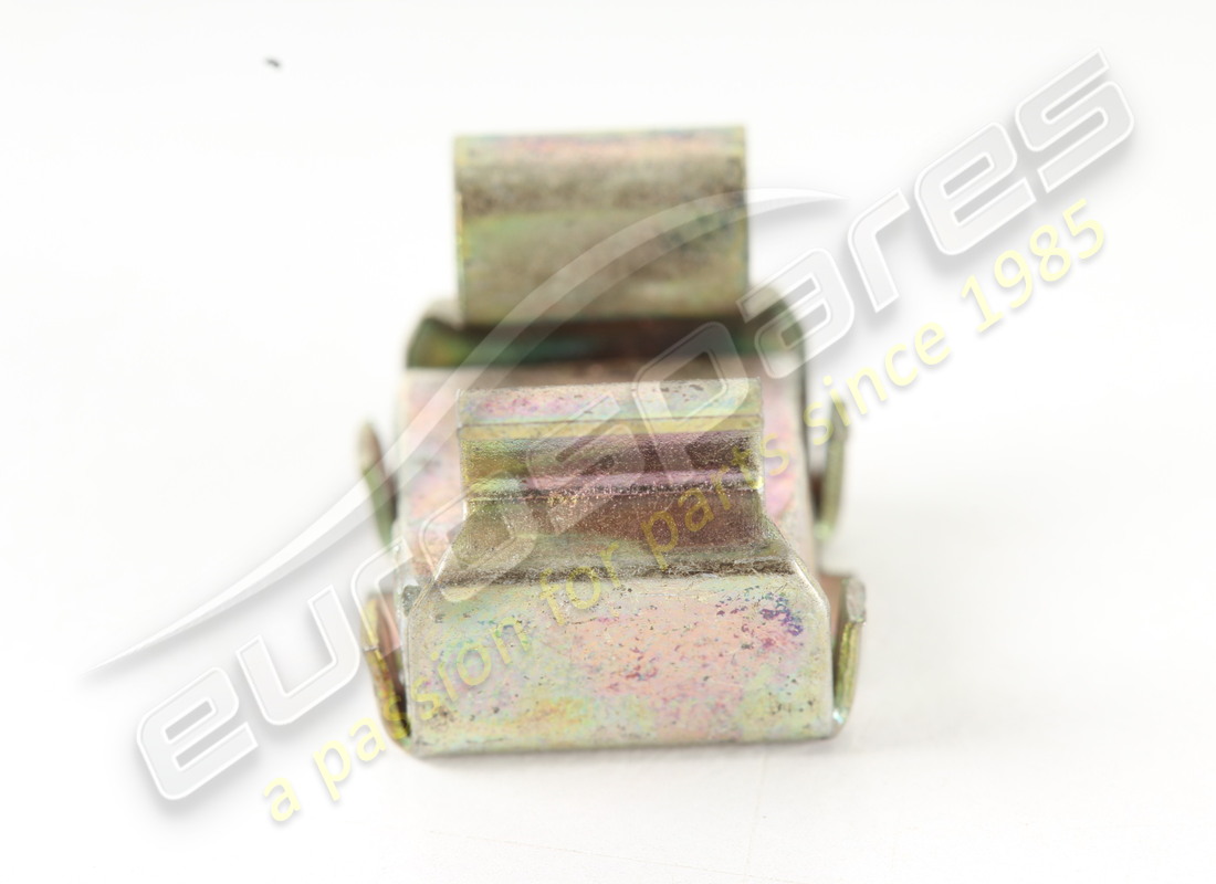 new maserati cage nut. part number 316353355 (2)