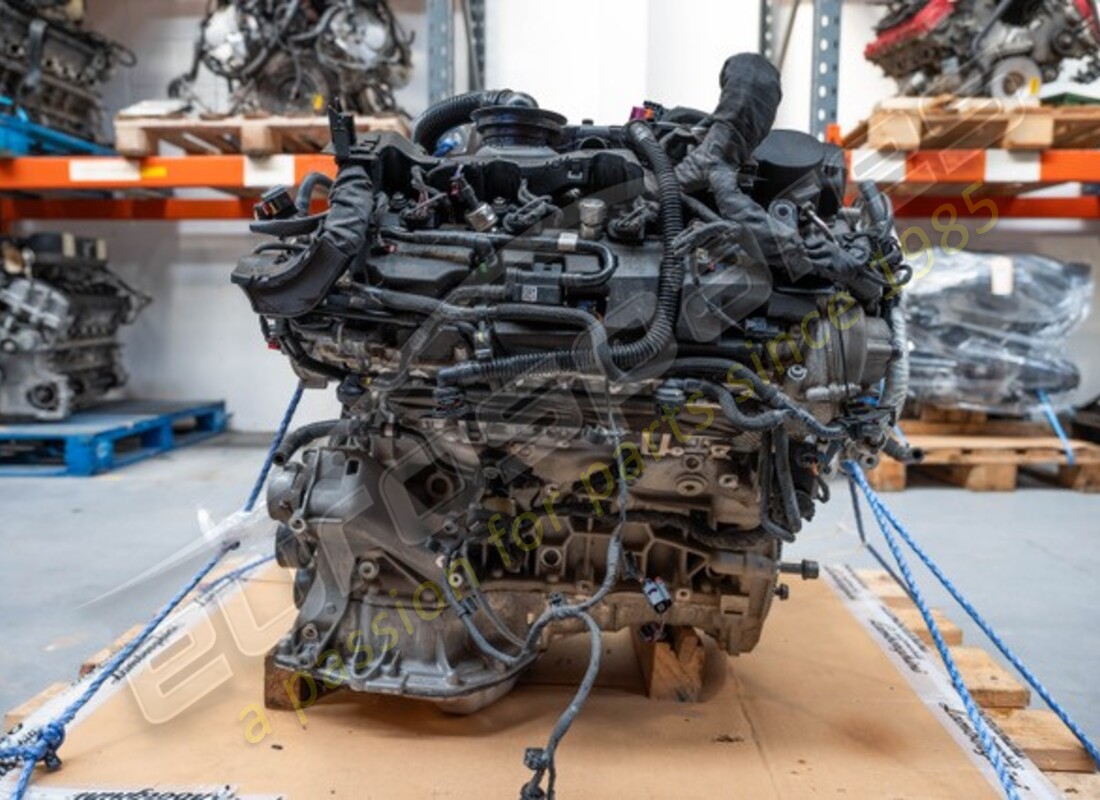 USED Lamborghini ENGINE . PART NUMBER 0P2100021S (1)