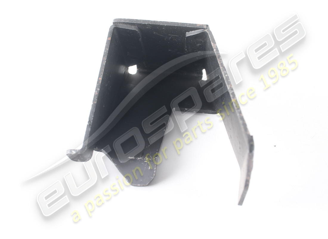 new ferrari rh bracket. part number 61565600 (3)
