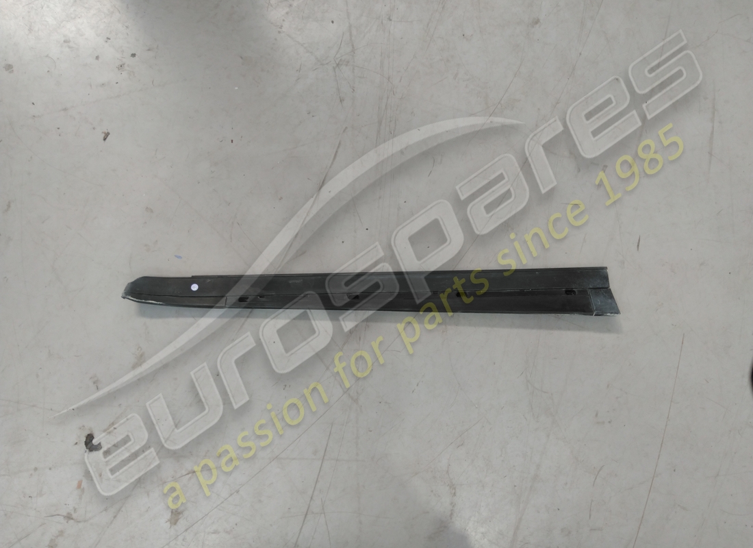 USED Ferrari LH KICK STRIP . PART NUMBER 63212900 (1)