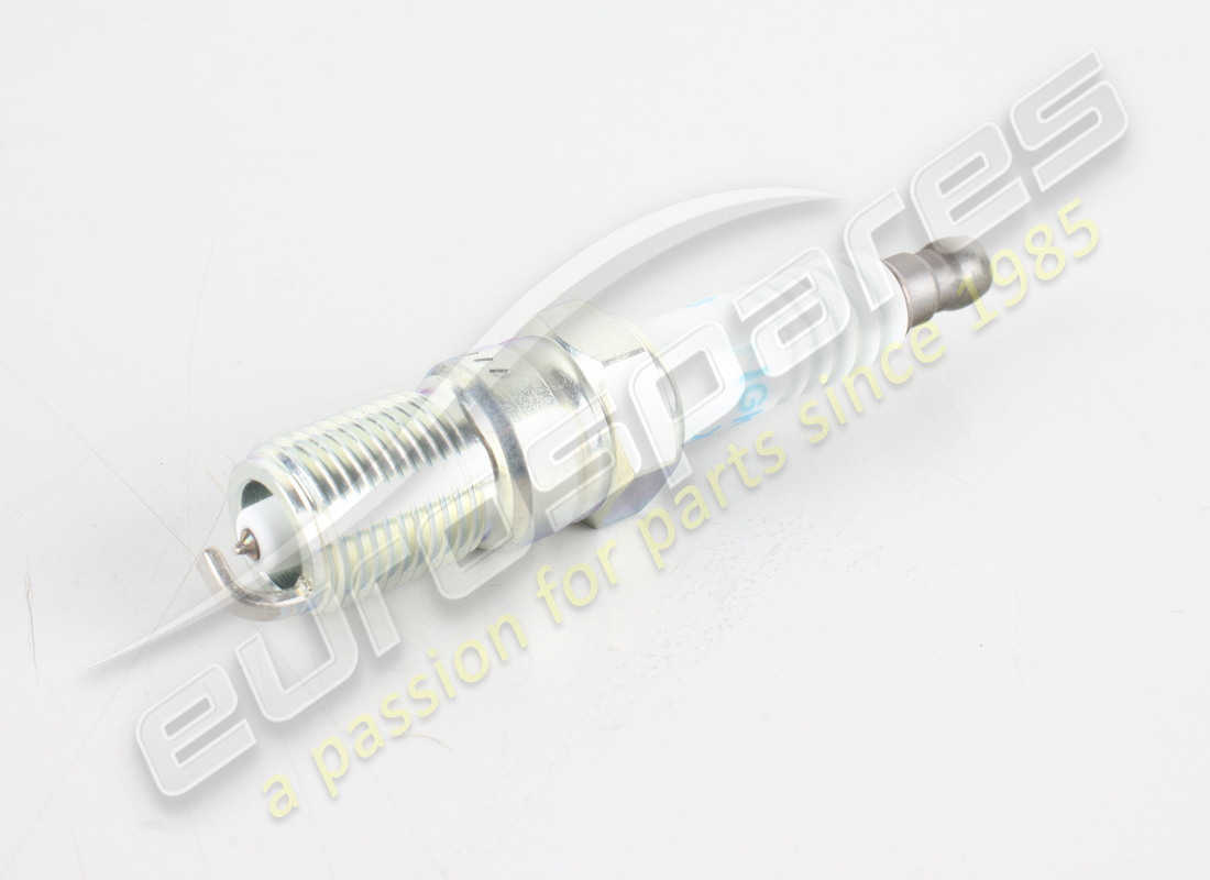 new aston martin spark plug. part number 0785126pk (2)