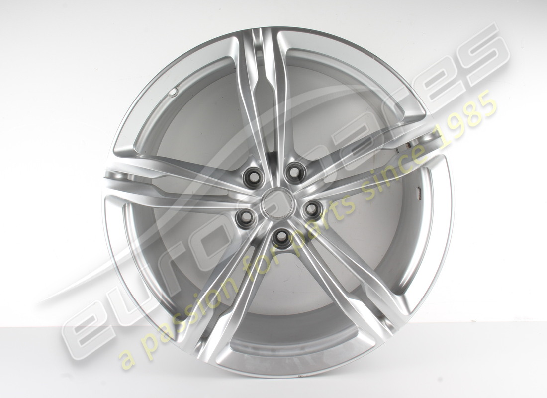 USED Ferrari REAR WHEEL . PART NUMBER 328871 (1)