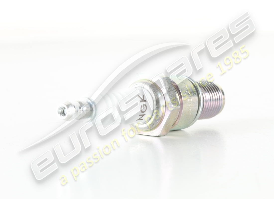 NEW NGK SPARK PLUG. PART NUMBER 107603 (3) new ngk spark plug. part number 107603 (3)