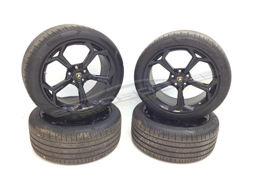 used lamborghini wheels set 22''. part number 4ml601025kset (1)