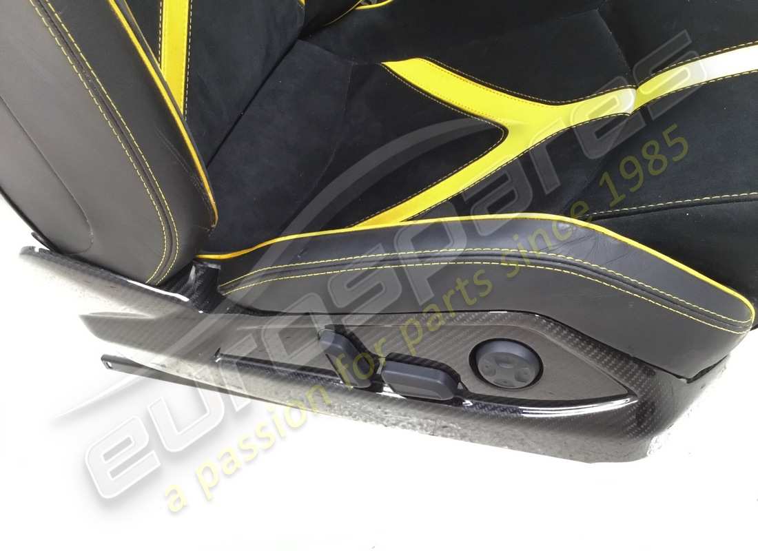 USED LAMBORGHINI AVENTADOR SV RHD SEATS IN CARBON. PART NUMBER EAP1374061 (5) used lamborghini aventador sv rhd seats in carbon. part number eap1374061 (5)