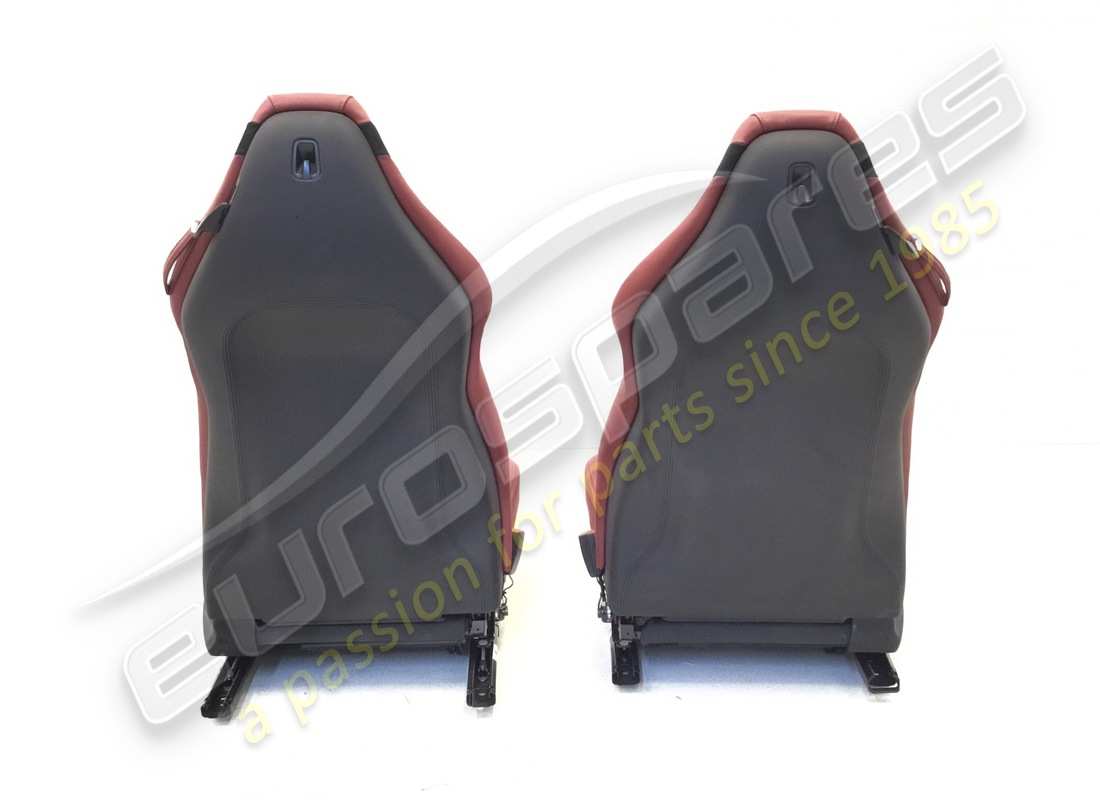 new (other) ferrari roma lhd seats in red. part number eap1226116 (5)