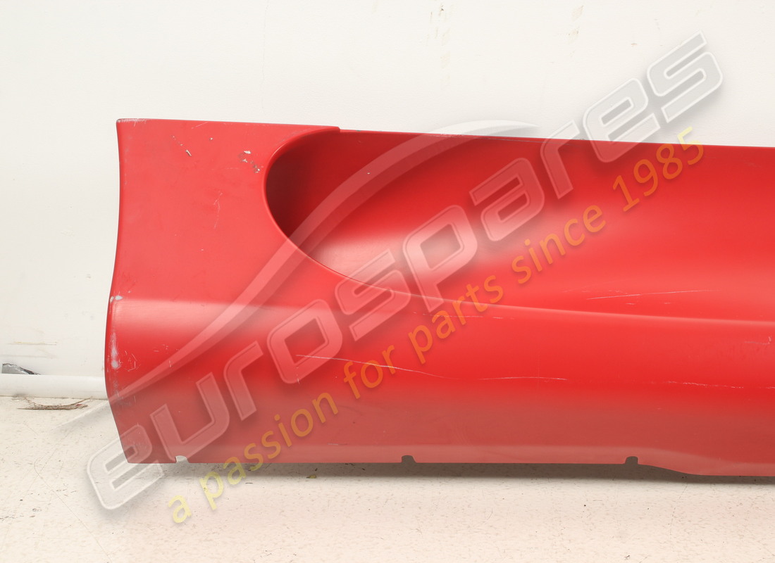 used ferrari rh underdoor covering. part number 66099410 (2)