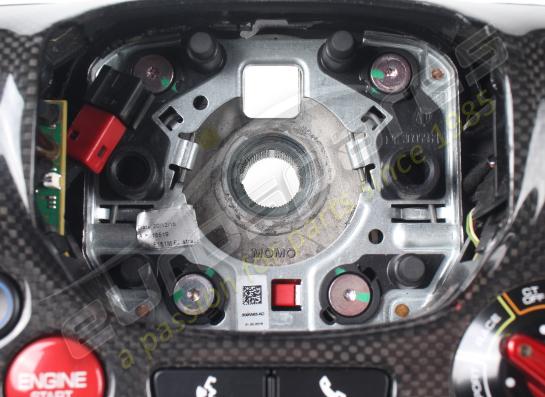 used ferrari complete steering wheel. part number 337540 (13)