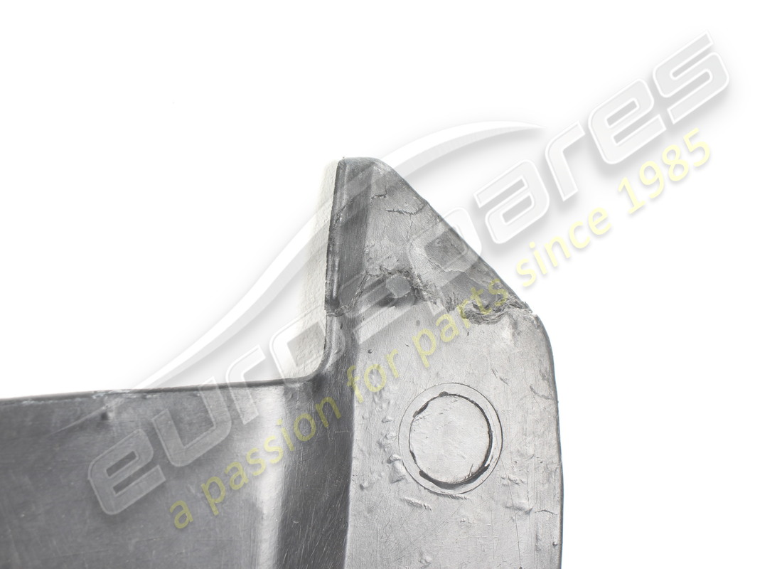 new ferrari central front under the body. part number 65512200 (2)