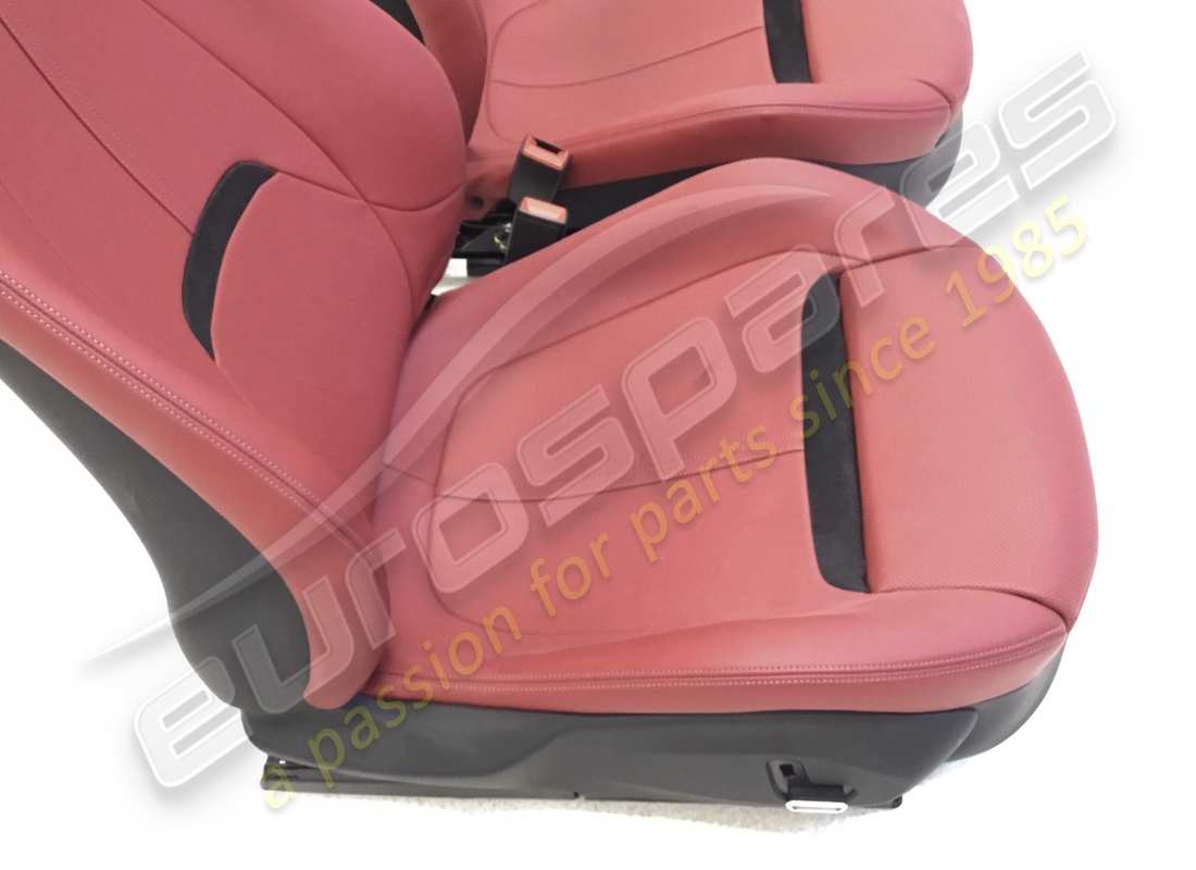new (other) ferrari roma lhd seats in red. part number eap1226116 (4)
