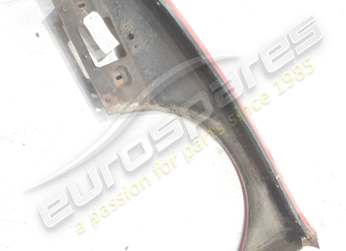 used ferrari rh front wing panel. part number 61707700 (3)
