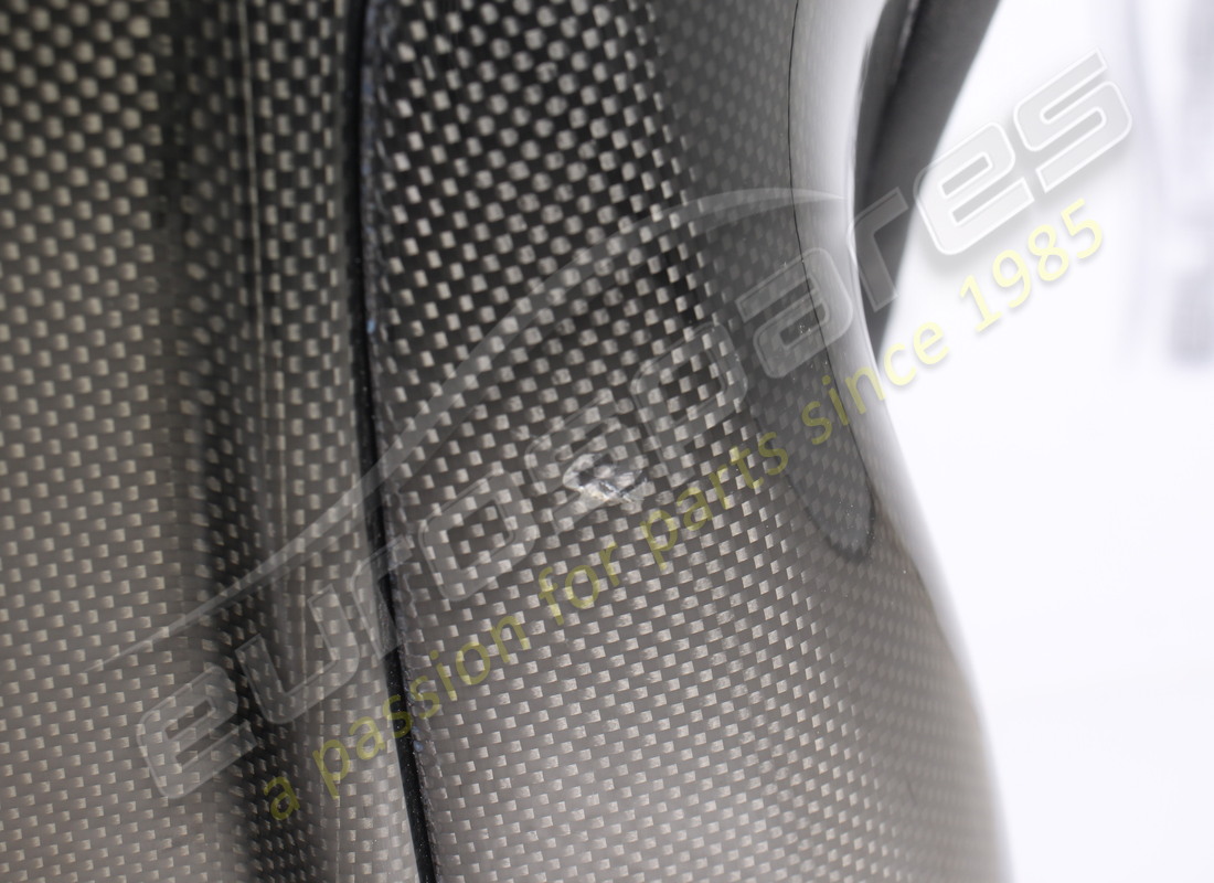 used ferrari ferrari part 90018638. part number 90018638 (8)