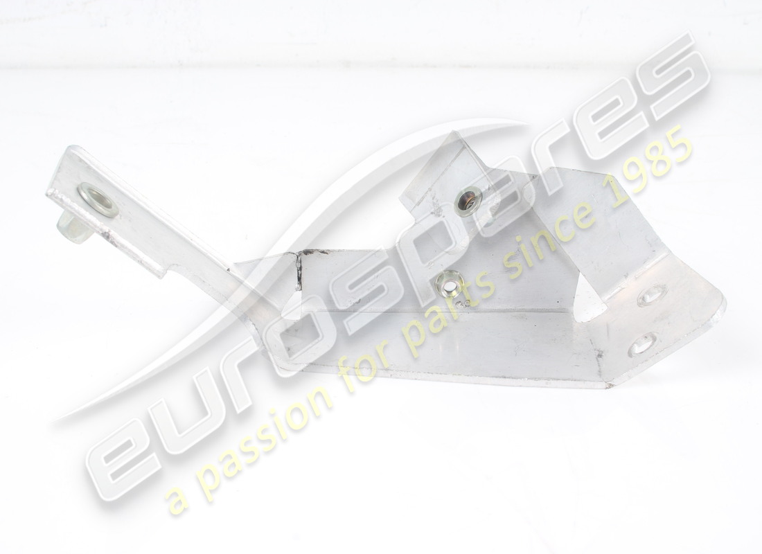 used ferrari lh tube fastener bracket. part number 83216400 (4)