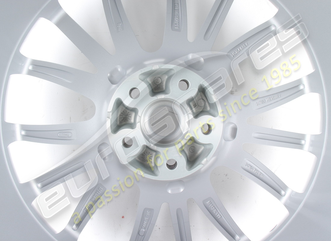 new maserati front wheel rim 20. part number 82126106 (5)