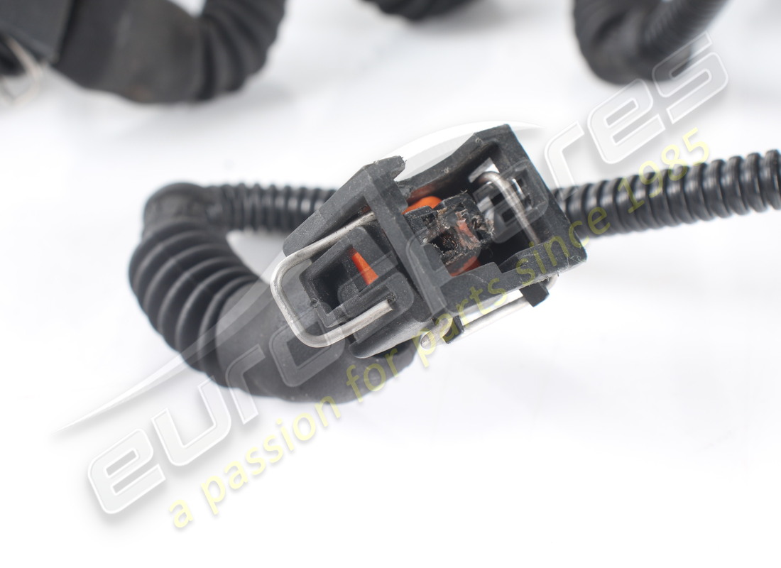 USED FERRARI INJECTORS CONNECTION CABLES. PART NUMBER 168529 (3) used ferrari injectors connection cables. part number 168529 (3)