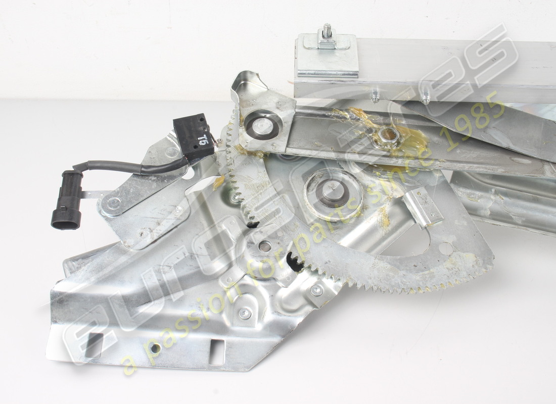 new ferrari complete lh device for glass lift. part number 69919900 (2)