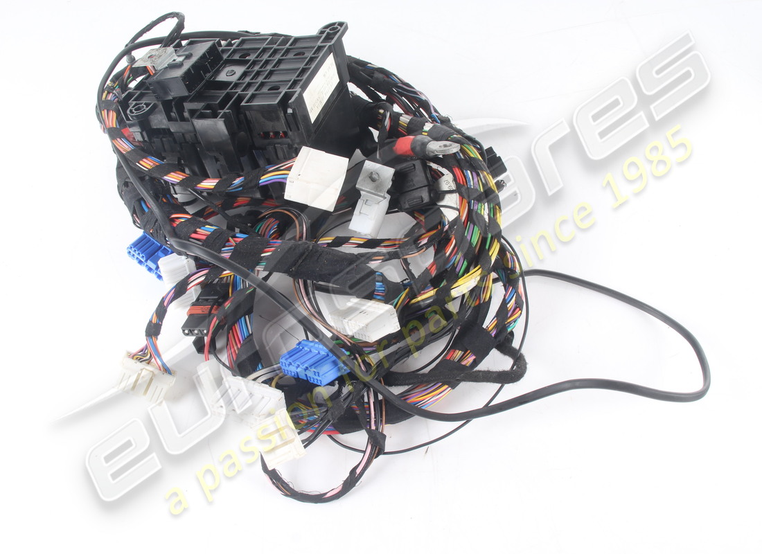 USED FERRARI LH REAR TUNNEL CABLES. PART NUMBER 177914 (4) used ferrari lh rear tunnel cables. part number 177914 (4)