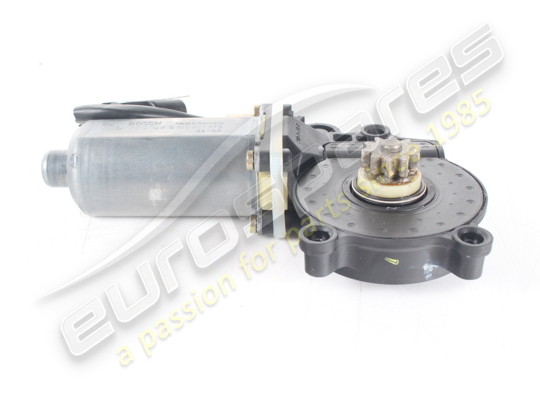 used ferrari lh window motor. part number 63211900 (5)