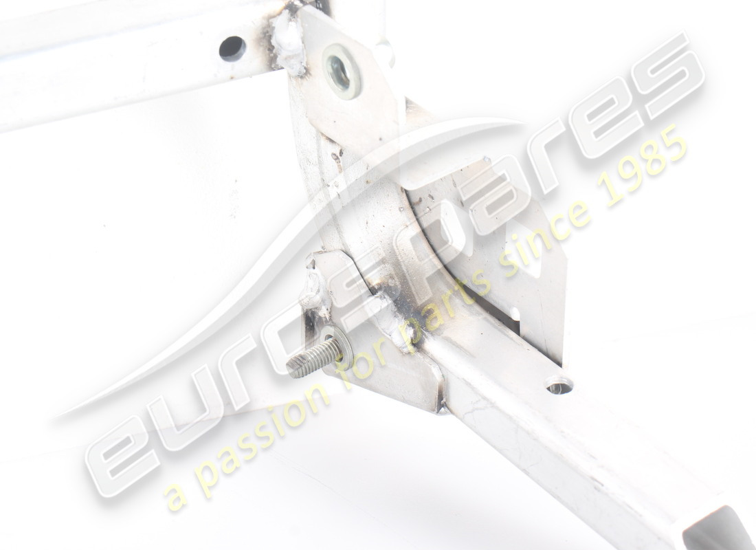 NEW FERRARI FRONT RH FENDER TRELLIS. PART NUMBER 83552600 (4) new ferrari front rh fender trellis. part number 83552600 (4)