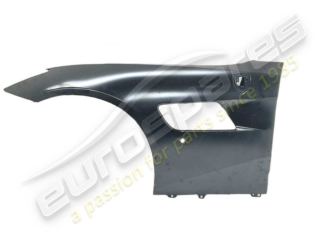 new ferrari complete lh front fender. part number 86520111 (1)