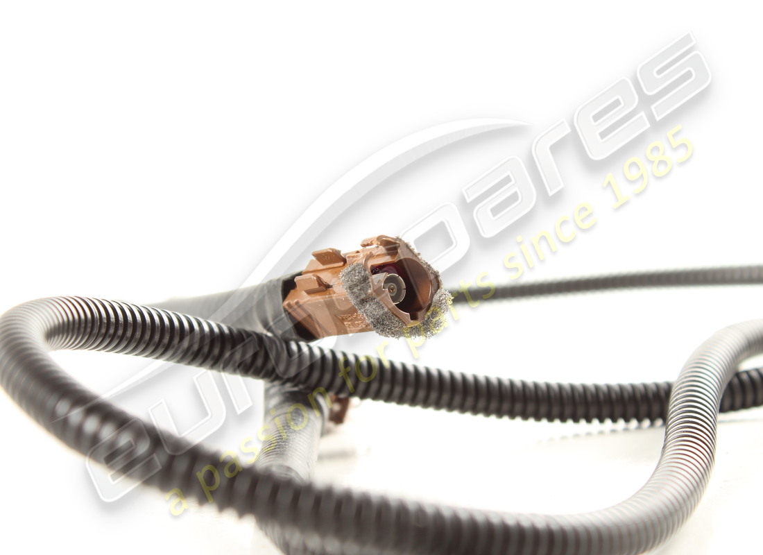 used ferrari cable from parking system ecu to nit. part number 303627 (2)