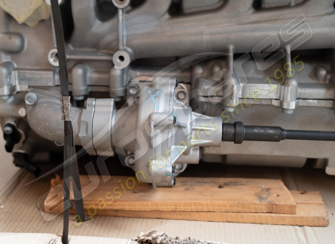 new lamborghini lp700 engine. part number 399900138 (9)