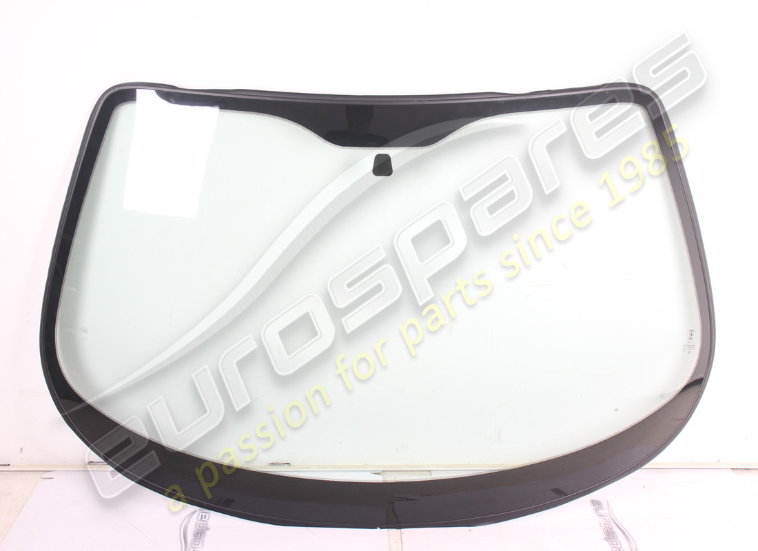 new ferrari windscreen. part number 65782800 (1)