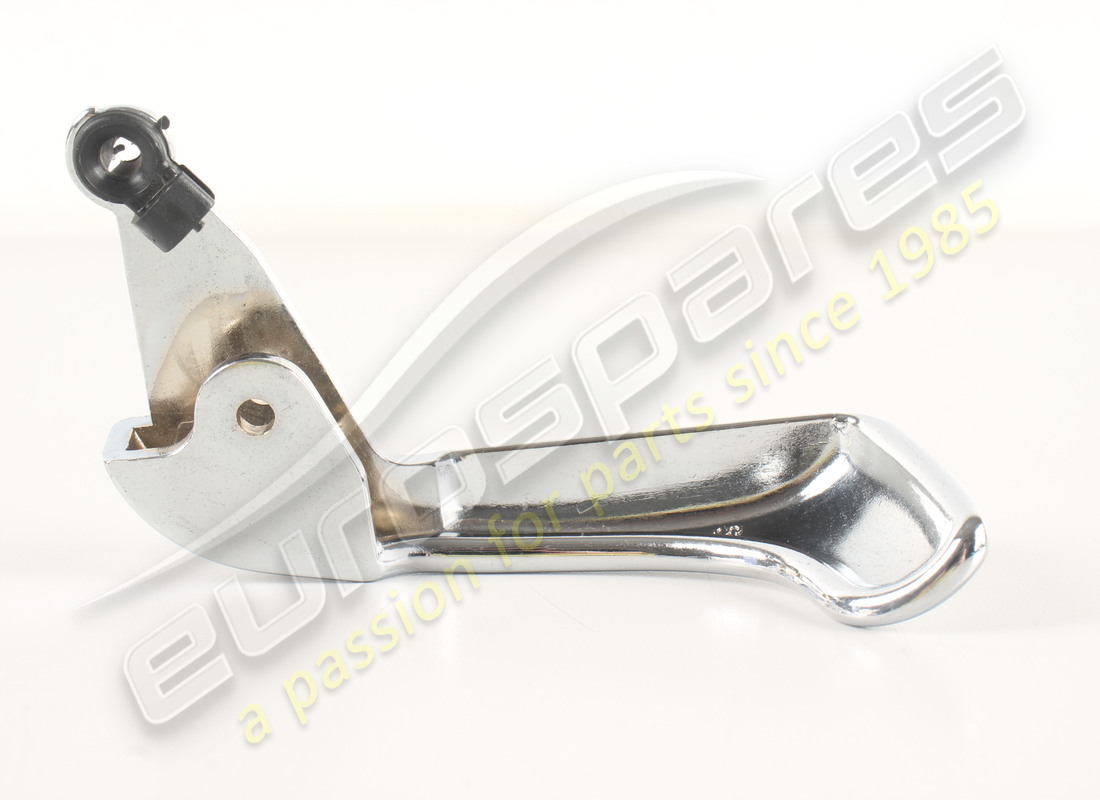 NEW MASERATI LH DOOR INTERNAL HANDLE. PART NUMBER 374530147 (4) new maserati lh door internal handle. part number 374530147 (4)