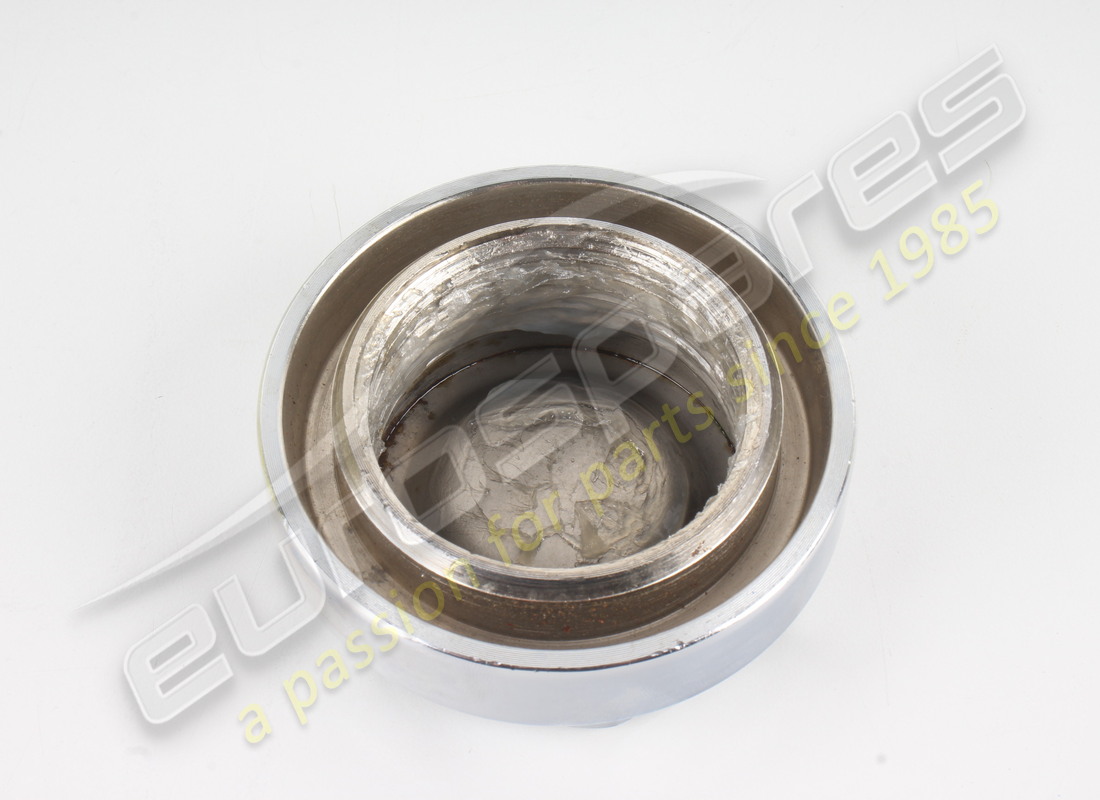 new lamborghini rh threaded nut. part number 005107165 (2)