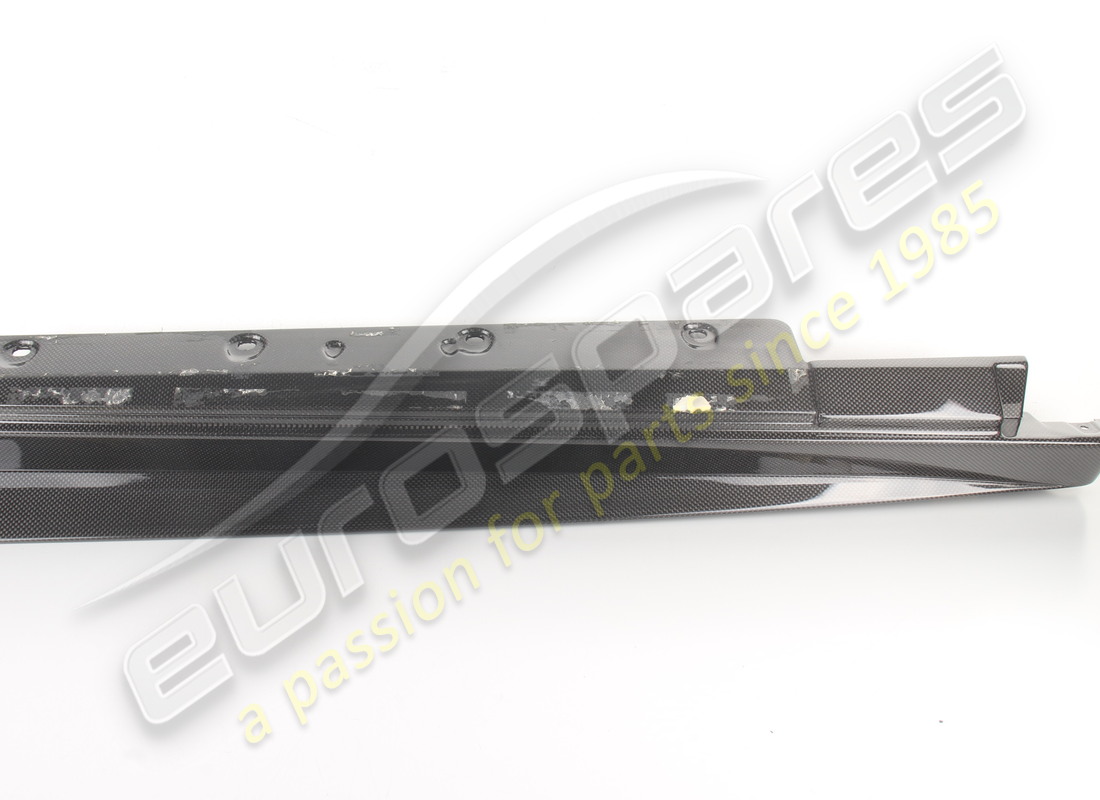 used ferrari rh underdoor trim. part number 83261200 (4)