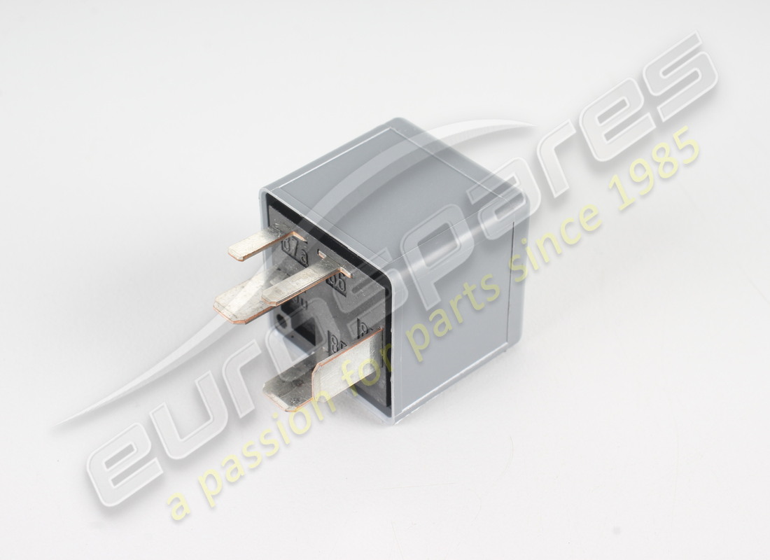 new ferrari relay. part number 155437 (3)