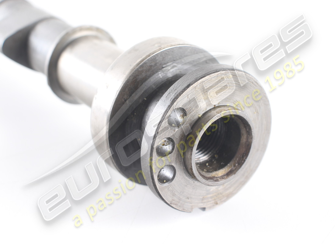 new ferrari rh inlet camshaft complete. part number 108015 (6)