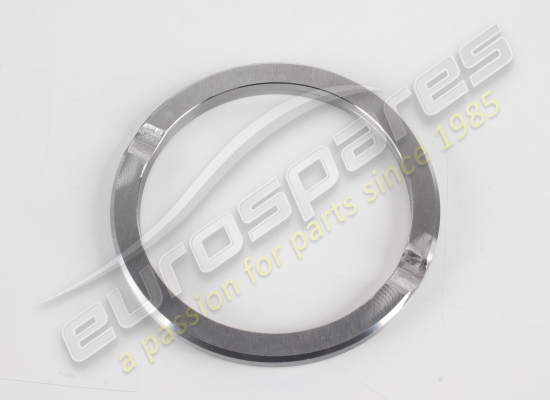 new ferrari ring. part number 185026 (1)