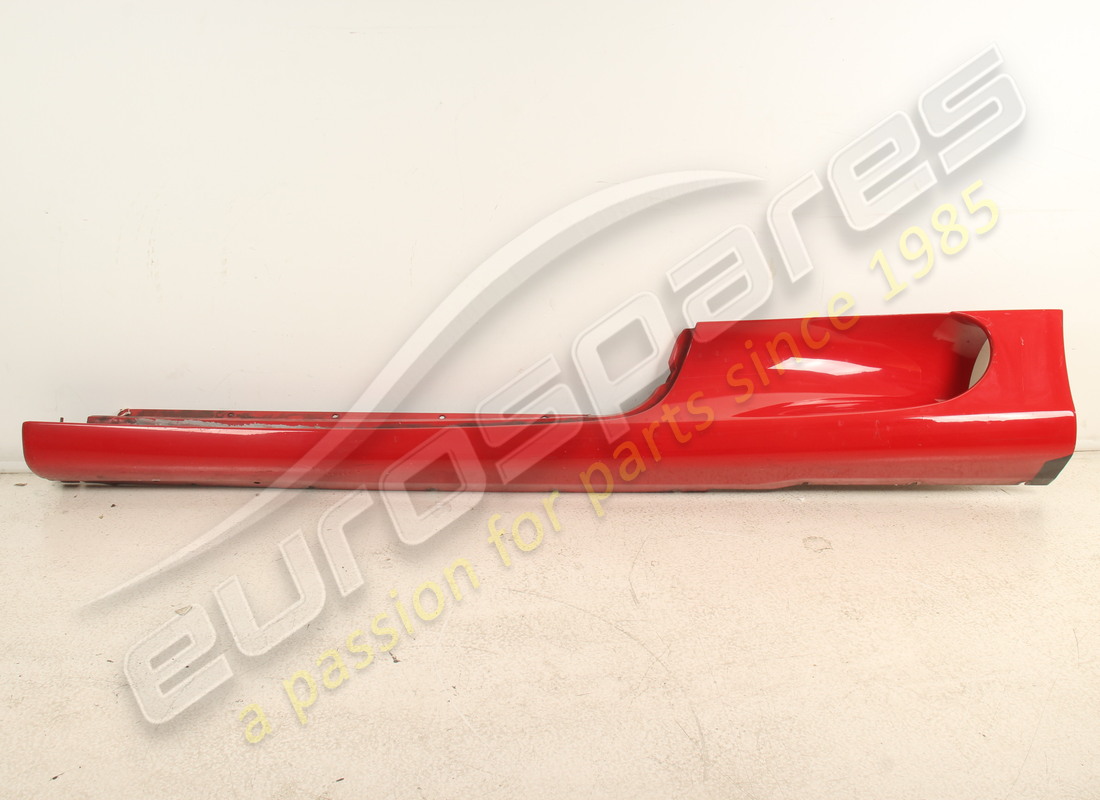 USED Ferrari LH UNDERDOOR COVERING . PART NUMBER 66099510 (1)