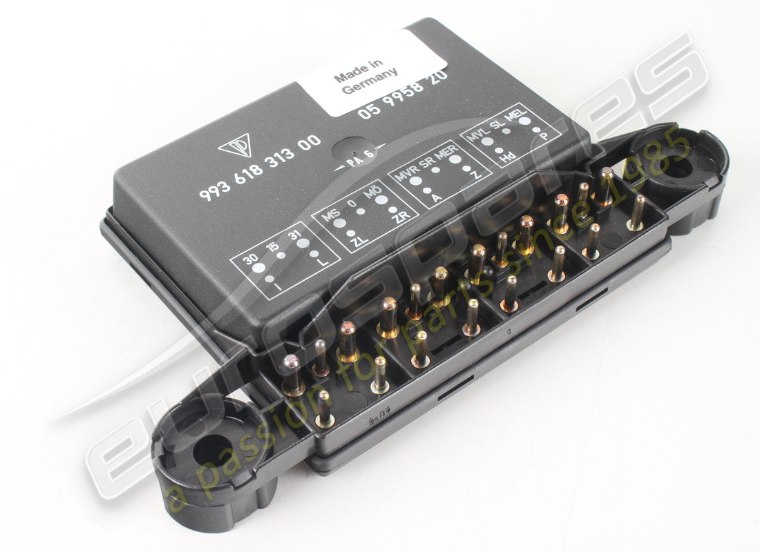 new porsche control unit. part number 993618313x (1)