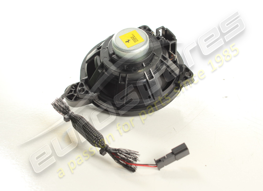new ferrari rh kit tweeter+midrage. part number 82154900 (2)
