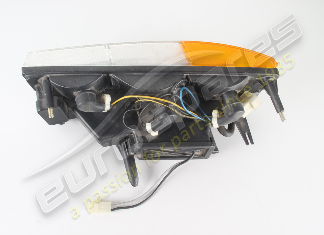 new ferrari rh front indicator light lhd part number 61725800 (6)