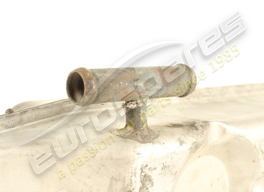 used lamborghini cooling circuit supplementary reservoir. part number 001733712 (5)