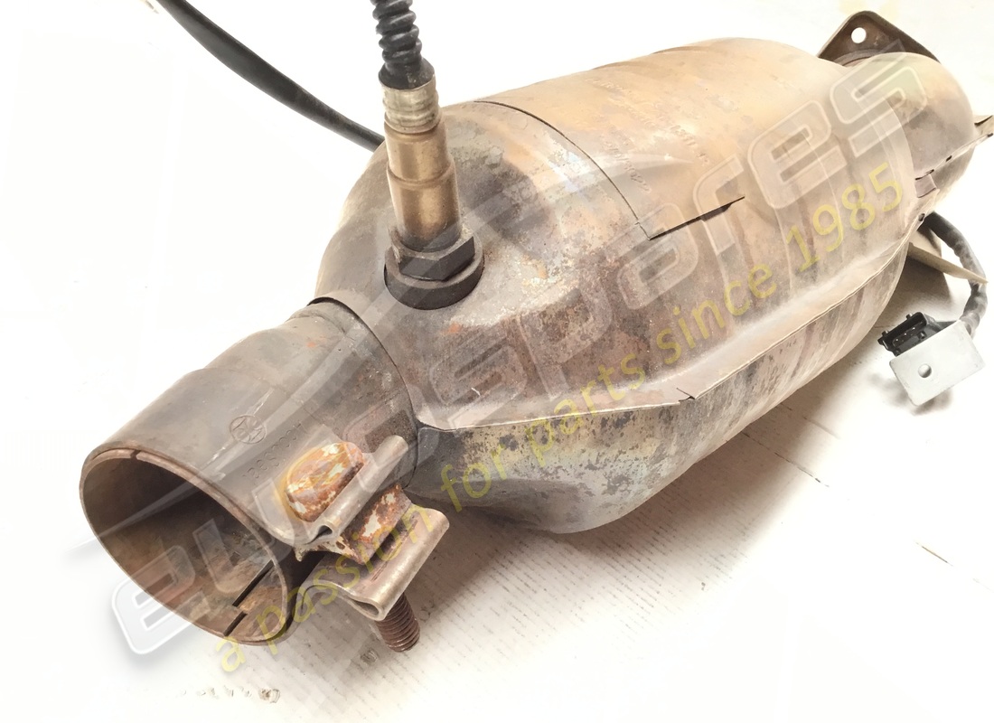 used ferrari rh catalyst complete. part number 237816 (2)