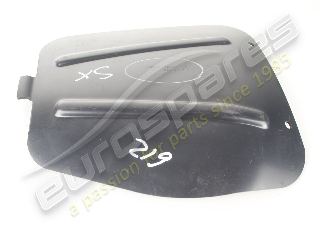 new ferrari lh wheelhouse door. part number 67328500 (2)
