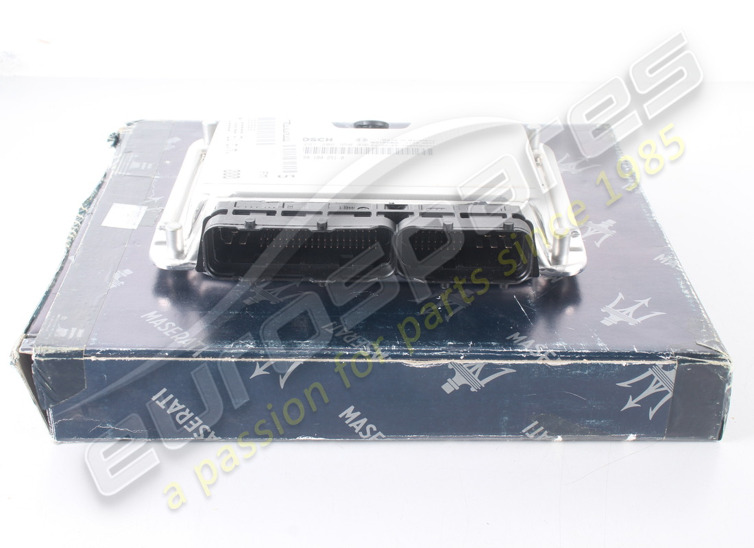 NEW MASERATI ENGINE ECU. PART NUMBER 198866 (1) new maserati engine ecu. part number 198866 (1)