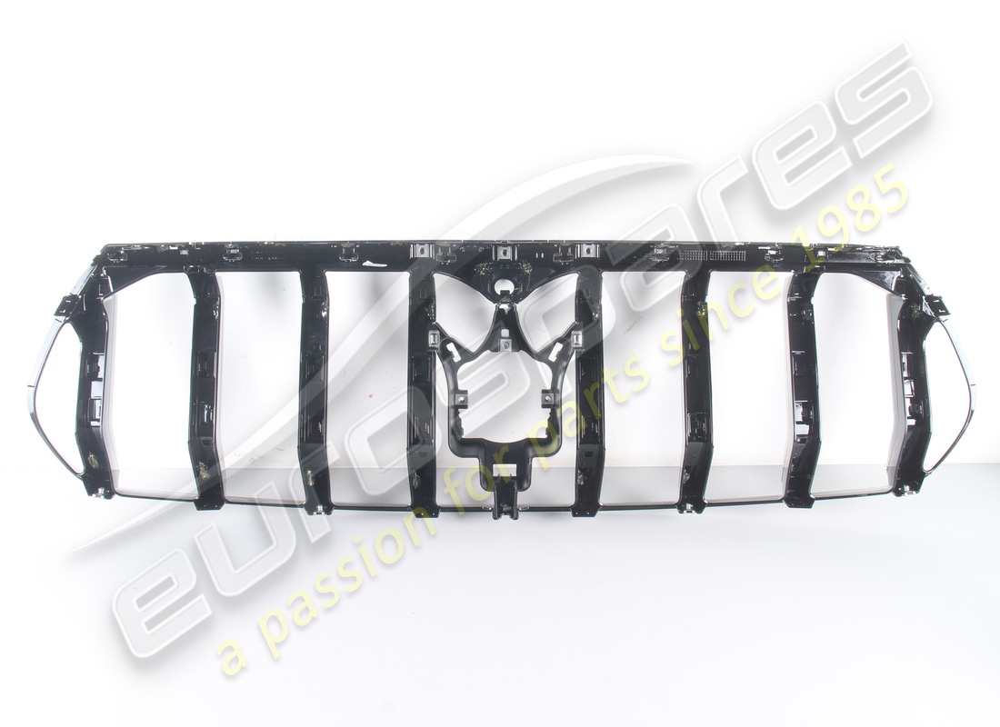 new maserati front grille assembly. part number 670165838 (3)
