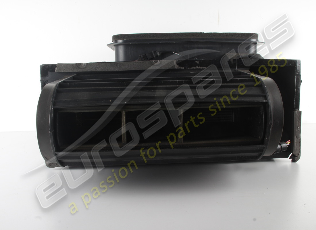 used ferrari evaporator assembly rhd part number 65365900 (4)