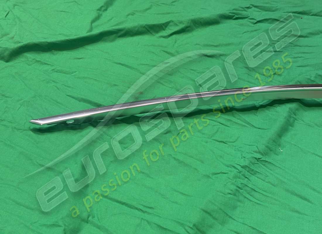 used maserati modanatura lat. complete cromata. part number 670043123 (4)