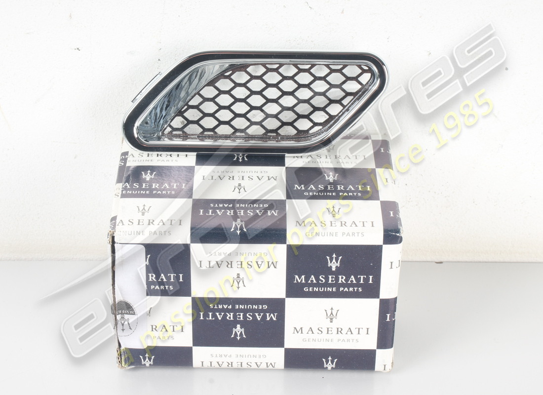 NEW MASERATI RH AIR INTAKE. PART NUMBER 84126300 (3) new maserati rh air intake. part number 84126300 (3)