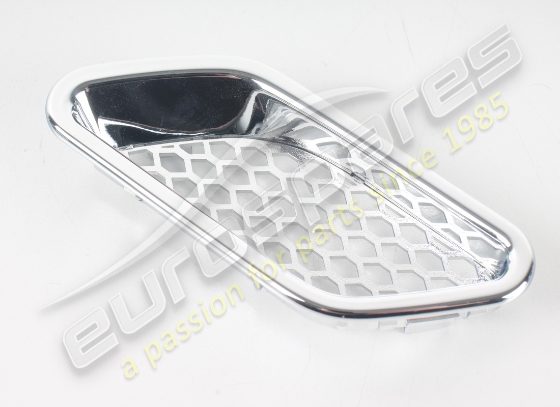 NEW MASERATI RH AIR INTAKE. PART NUMBER 84126300 (1) new maserati rh air intake. part number 84126300 (1)