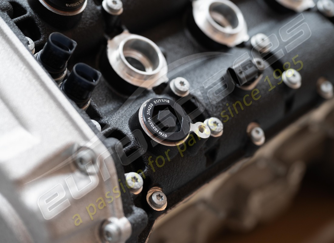 new lamborghini lp700 engine. part number 399900138 (7)