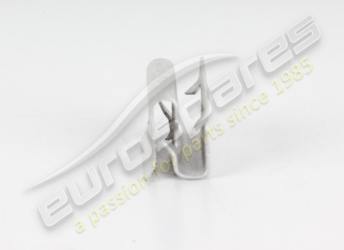 new ferrari clip.. part number 66687700 (3)