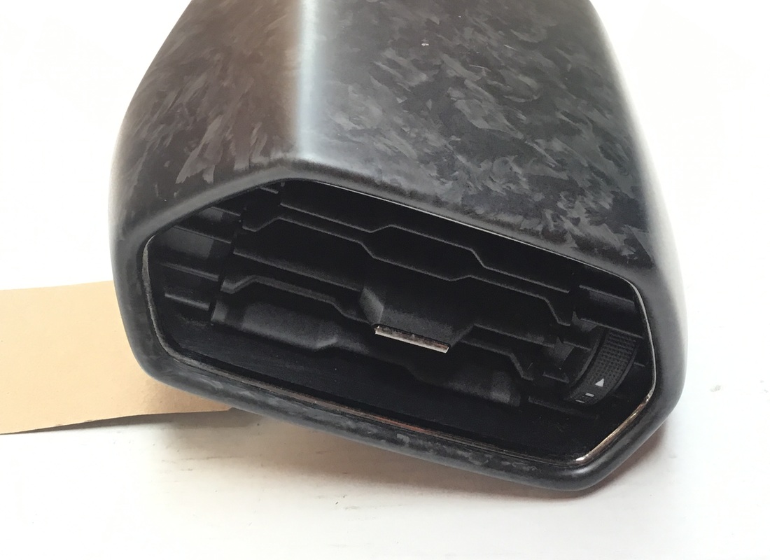 used lamborghini air intake. part number 4t0819904m (3)